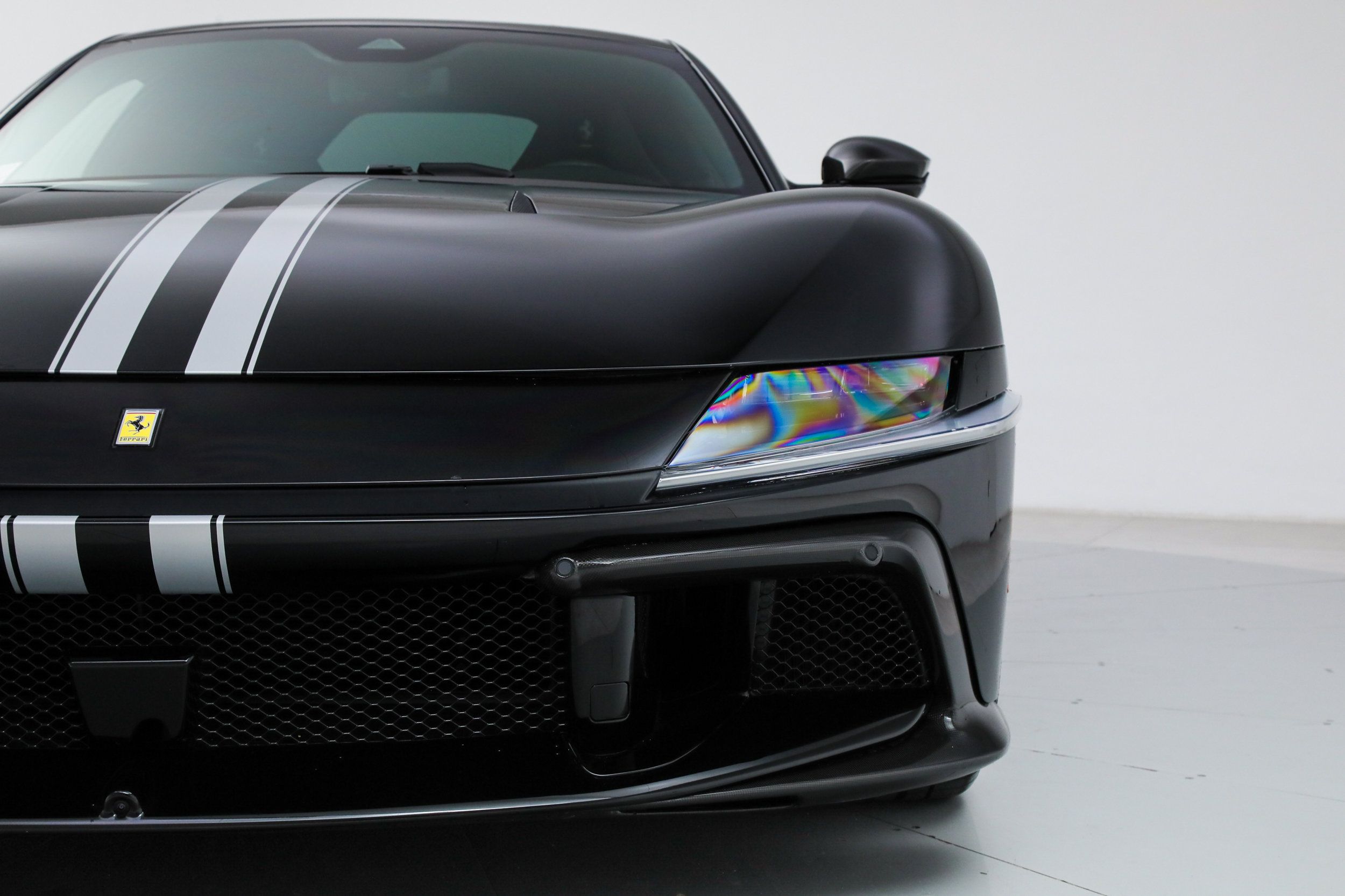 Certified 2025 Ferrari 12Cilindri RWD image 13