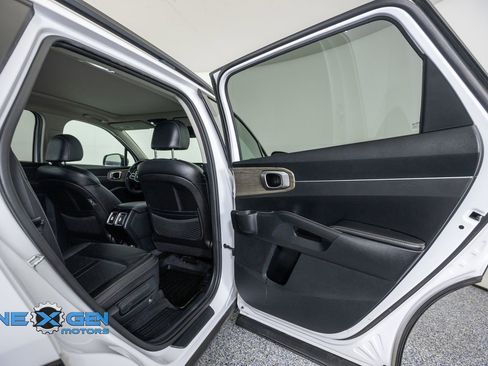 Used 2021 Kia Sorento EX w/ EX AWD X-Line Package image 36