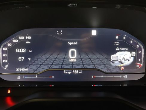Certified 2023 GMC Yukon XL Denali w/ Advanced Technology Package AWD/4WD image 12