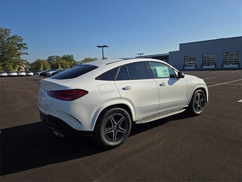 New 2026 Mercedes-Benz GLE 450 4MATIC Coupe image 3