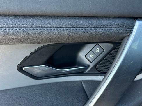 Used 2021 Land Rover Discovery Sport S image 21