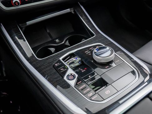 Certified 2025 BMW X5 xDrive40i w/ Executive Package image 30