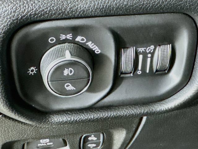 Used 2019 RAM 1500 Big Horn RWD image 14