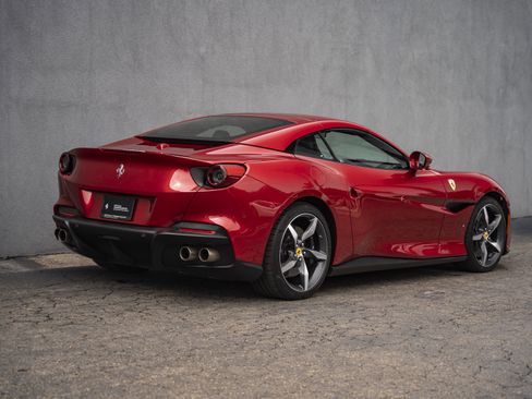 Used 2023 Ferrari Portofino M image 10