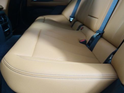 Used 2023 BMW i4 eDrive35 image 11