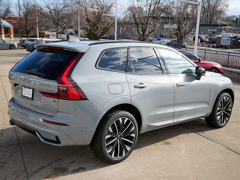 New 2026 Volvo XC60 B5 Ultra w/ Protection Package Premier image 9