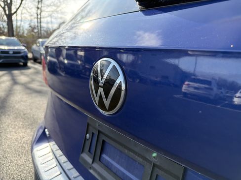 Certified 2023 Volkswagen Taos SE w/ Panoramic Sunroof Package image 28