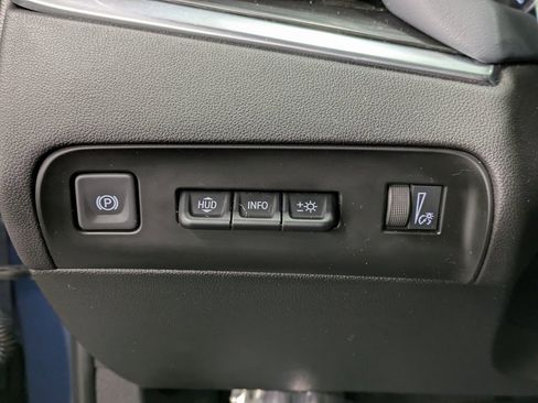 Used 2023 Buick Enclave Premium w/ Experience Buick Package image 19