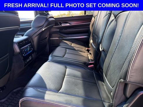 Used 2024 Jeep Grand Wagoneer Series II Obsidian w/ Quick Order Packagew 28T AWD/4WD image 25