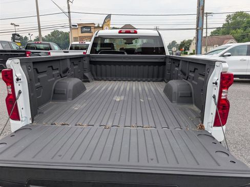 New 2025 Chevrolet Silverado 1500 W/T image 9