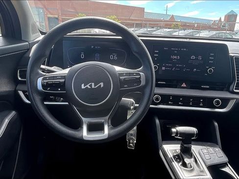 Certified 2024 Kia Sportage LX image 14