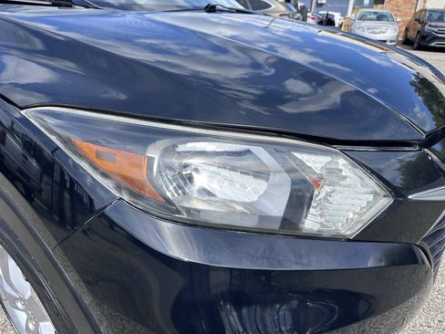 Used 2016 Honda HR-V LX image 35