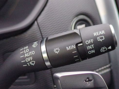 New 2026 Land Rover Discovery Limited Edition image 26