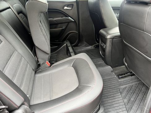 Used 2015 Subaru Forester 2.5i Premium w/ All-Weather Package AWD/4WD image 18