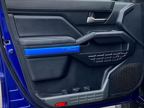 Used 2024 Toyota Tacoma TRD Sport image 9