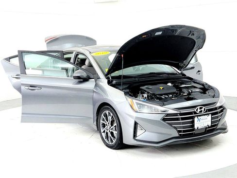 Used 2019 Hyundai Elantra Limited w/ Ultimate Package 02 image 9