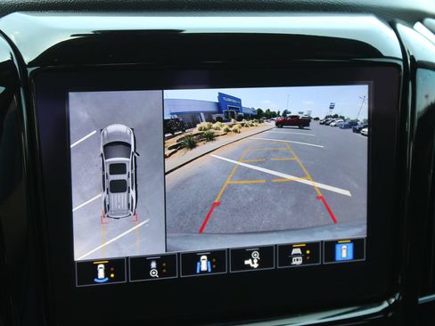 Used 2023 Chevrolet Traverse Premier w/ Redline Edition FWD image 16