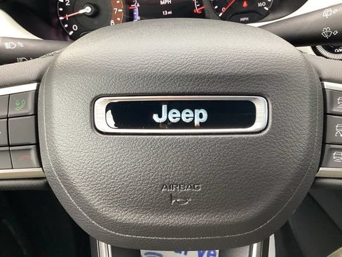New 2026 Jeep Compass Limited AWD/4WD image 32
