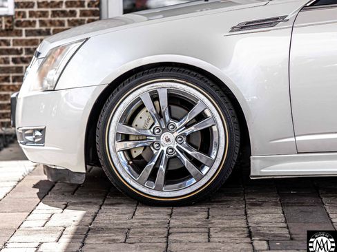 Used 2011 Cadillac CTS Performance image 8