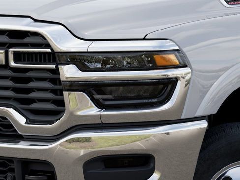 New 2025 RAM 3500 Big Horn AWD/4WD image 10