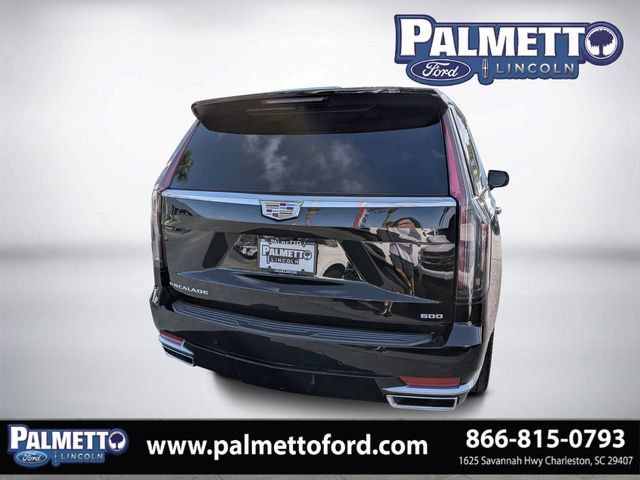 Used 2023 Cadillac Escalade Premium Luxury AWD/4WD image 3