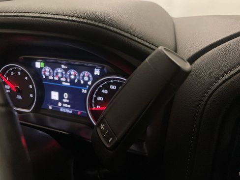 Used 2021 Chevrolet Silverado 1500 High Country w/ Technology Package image 10