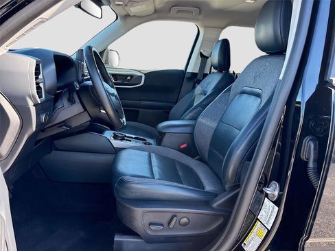 Used 2021 Ford Bronco Sport Outer Banks w/ Outer Banks Package (96D) image 26