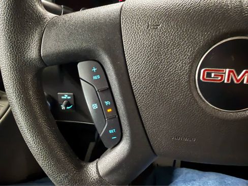 Used 2021 GMC Savana 2500 w/ Driver Convenience Package RWD image 12