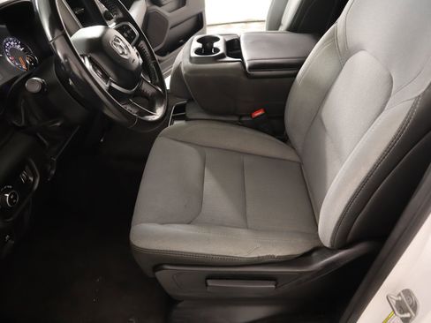 Used 2020 RAM 1500 Big Horn image 10