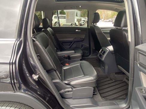 Certified 2022 Volkswagen Atlas SEL R-Line AWD/4WD image 32
