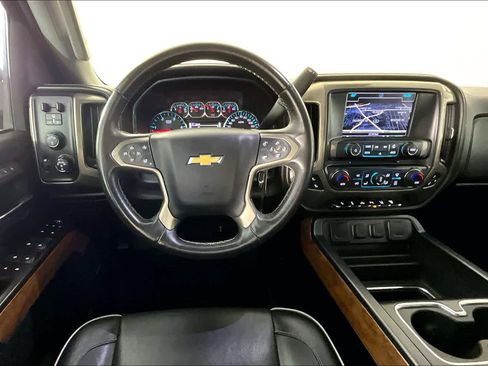 Used 2017 Chevrolet Silverado 2500 High Country w/ Duramax Plus Package image 6