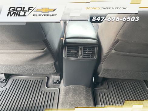 Used 2015 Nissan Rogue SV w/ SV Premium Package AWD/4WD image 27