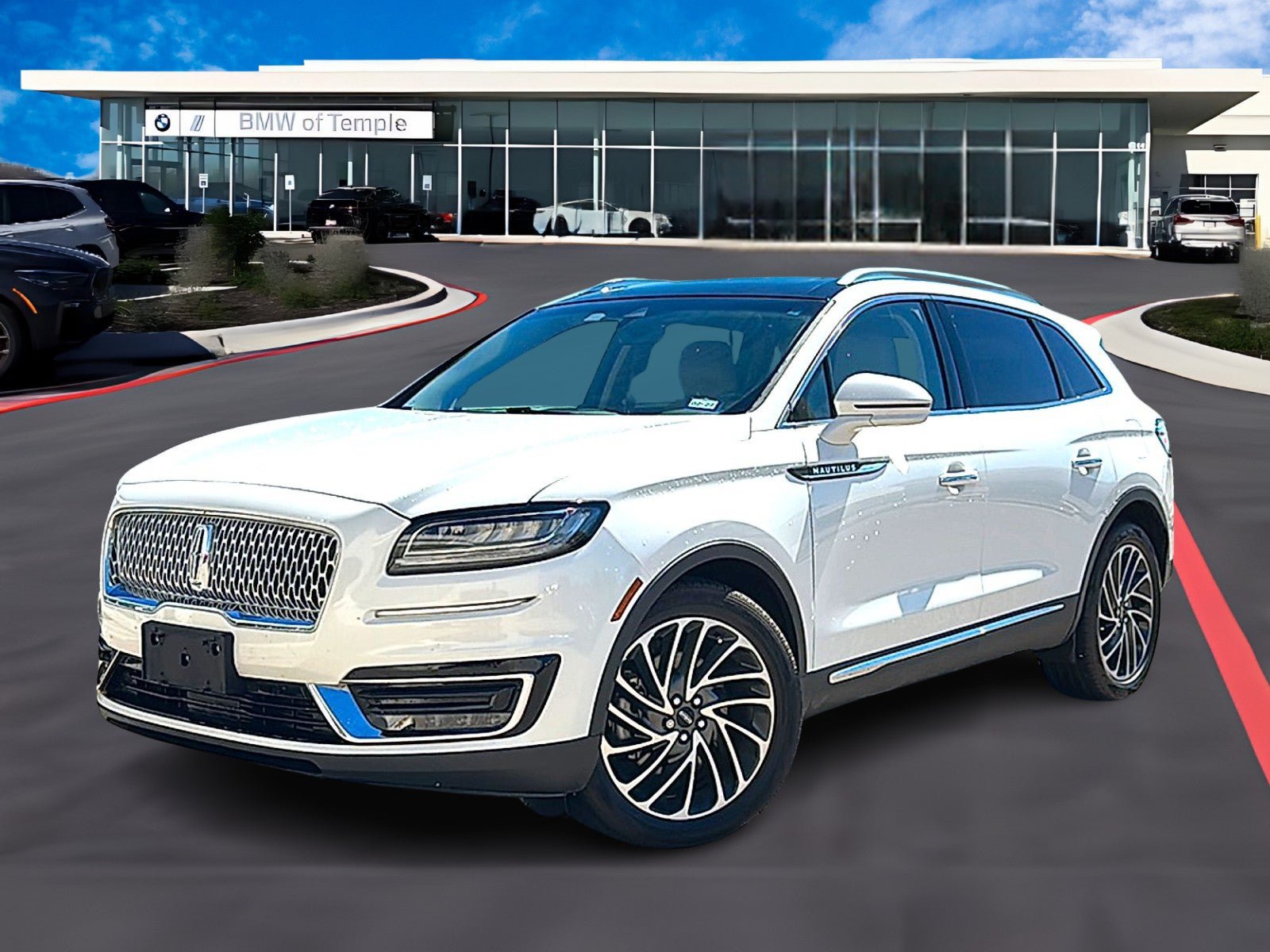 Used 2020 Lincoln Nautilus Reserve FWD image 1