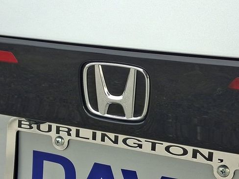 Certified 2025 Honda Accord SE image 31