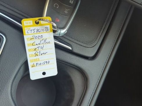 Used 2020 Cadillac XT4 Premium Luxury image 48