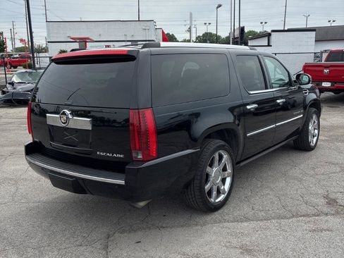 Used 2012 Cadillac Escalade ESV Luxury AWD/4WD image 5