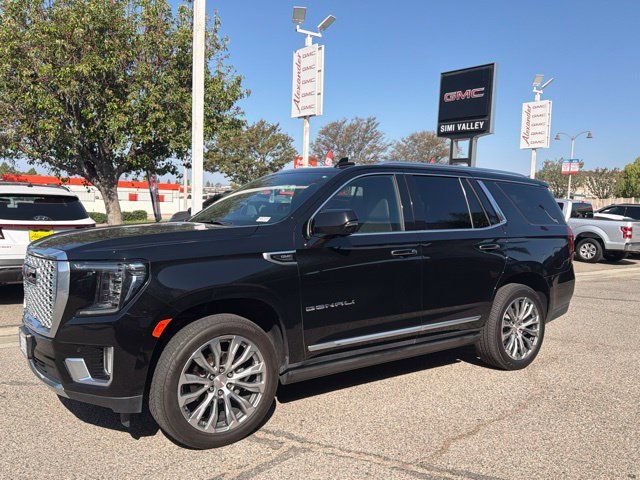 Used 2021 GMC Yukon Denali w/ Denali Ultimate Package AWD/4WD image 2