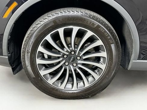 Certified 2023 Lincoln Aviator Reserve w/ Elements Package Plus AWD/4WD image 36