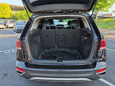 Certified 2023 Volkswagen Taos SE w/ Panoramic Sunroof Package FWD image 5