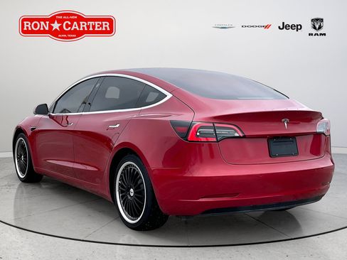 Used 2018 Tesla Model 3 Long Range RWD image 4