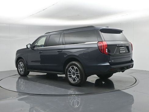Used 2025 Ford Expedition Max Active RWD image 7