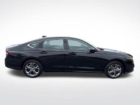 Used 2025 Honda Accord EX-L image 6