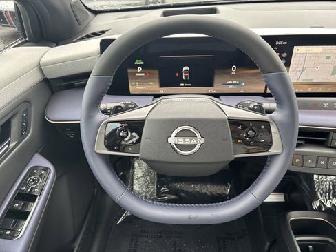 New 2026 Nissan Leaf Platinum+ w/ Illuminated Package FWD image 13