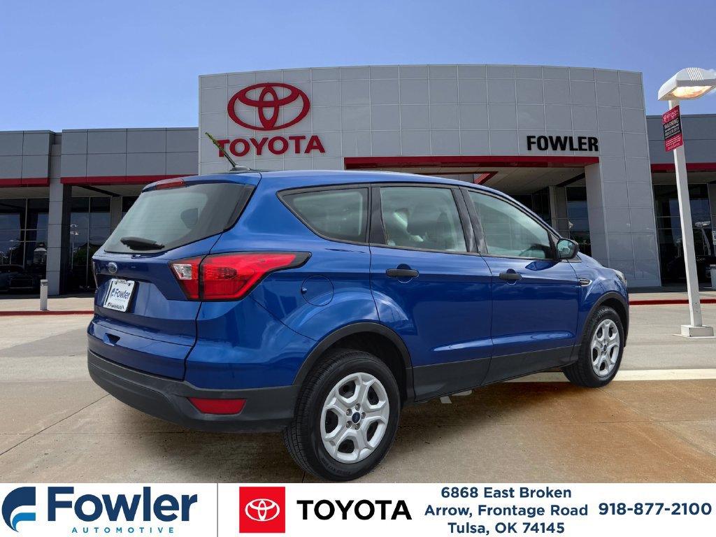 Used 2019 Ford Escape S FWD image 5