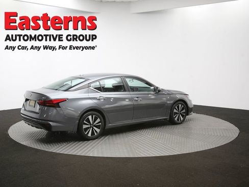 Used 2022 Nissan Altima 2.5 SV image 59