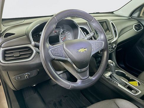 Used 2019 Chevrolet Equinox LT FWD image 9