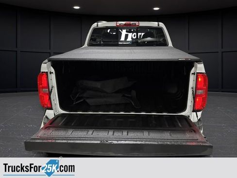 Used 2017 Chevrolet Colorado LT w/ Redline Special Edition image 13