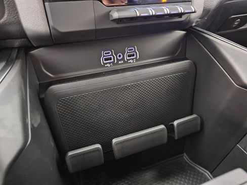 New 2026 RAM 1500 Express AWD/4WD image 29