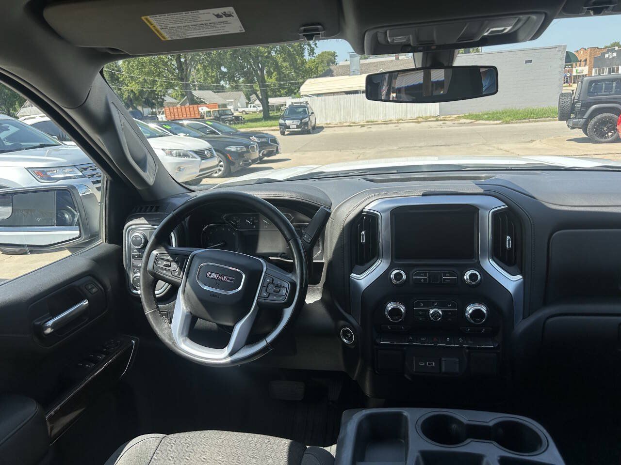 Used 2020 GMC Sierra 1500 SLE w/ SLE Value Package AWD/4WD image 19