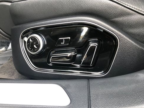 Used 2014 Audi A8 L 3.0T w/ Premium Package image 17